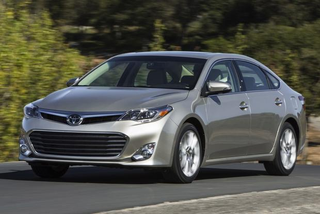 Illustration for article titled Top two posts on the FP Broken Guilia post devolve into: "Well at least it's not a beige Camry!"